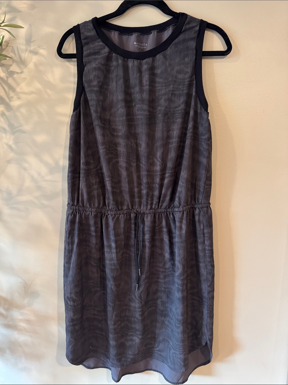 Athleta Sleeveless Drawstring Waist Dress in Charcoal Gray